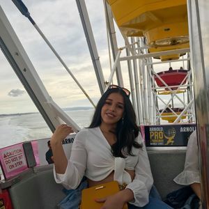 Meet your Posher, Heckerly